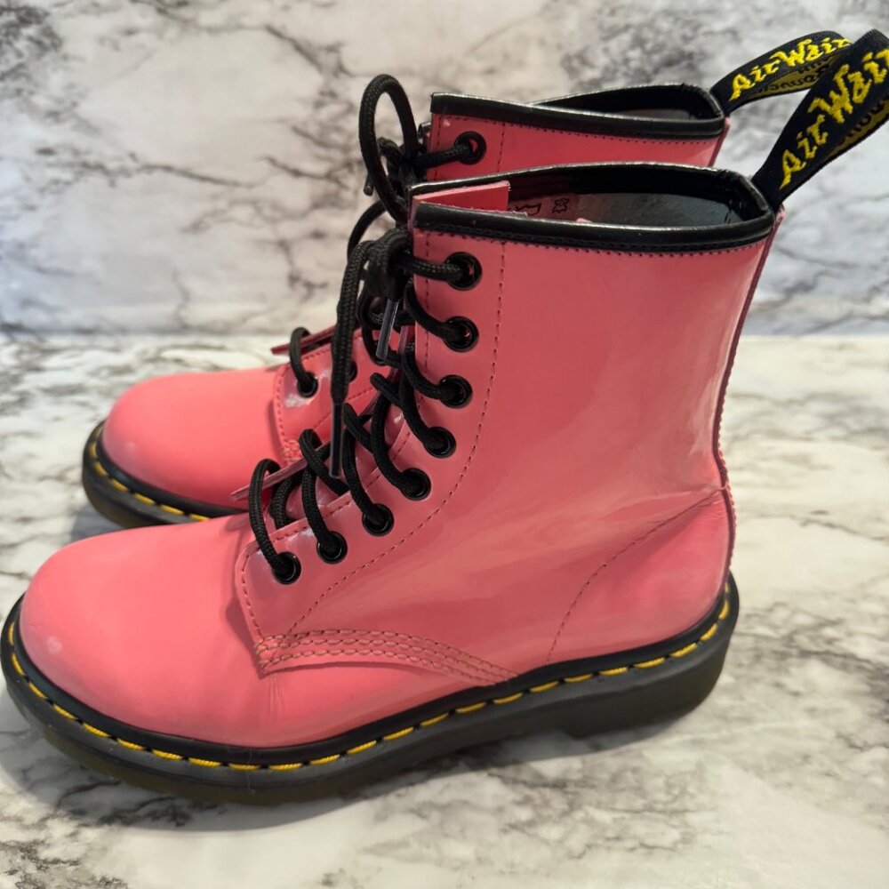 DR. MARTENS Womens 1460 Bubblegum Pink Lace Up Patent Leather Barbiecore… - Picture 3 of 7